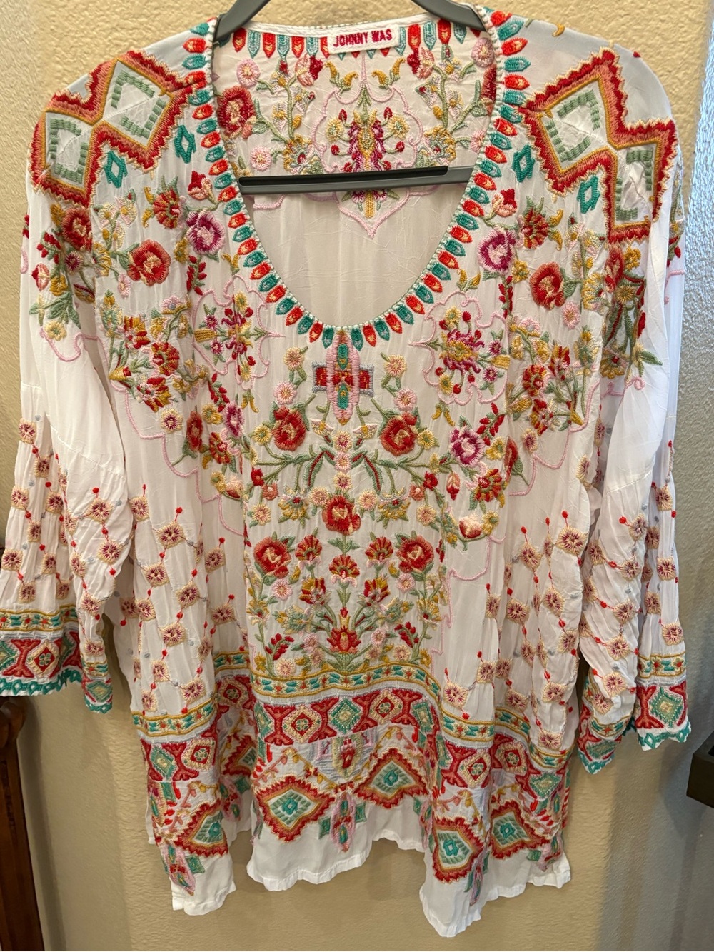 Johnny Was Women Sandra White Embroidered Multicolor Floral Blouse Size 3X Plus - Picture 3 of 6